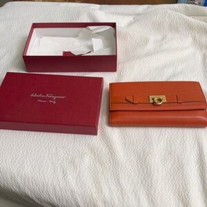 NEW Authentic Salvatore Ferragamo wallet wristlet bag orange cooper